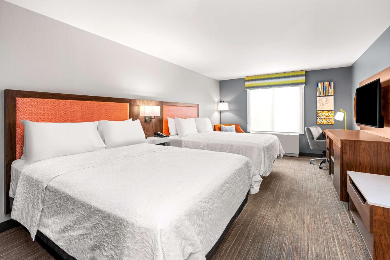 Room with Two Queen Beds - Non-Smoking